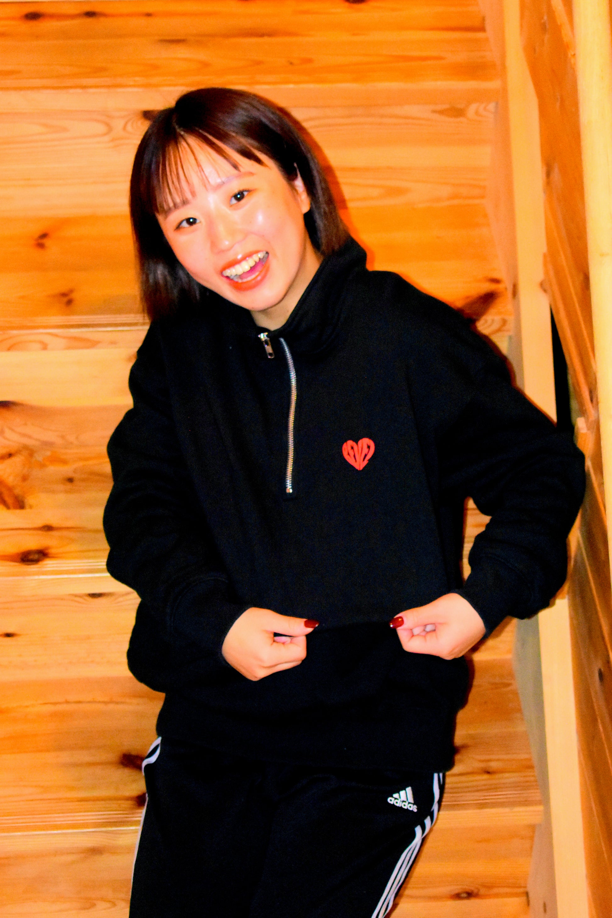 HALF ZIP