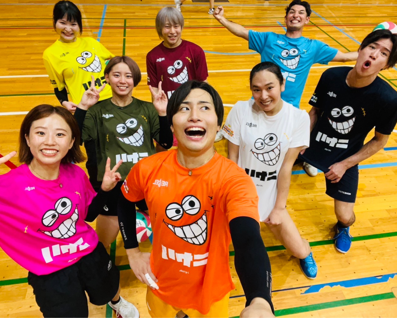 ヘルニア国物語　Tシャツ2枚セット 3020138b46797f26645202a31b1231