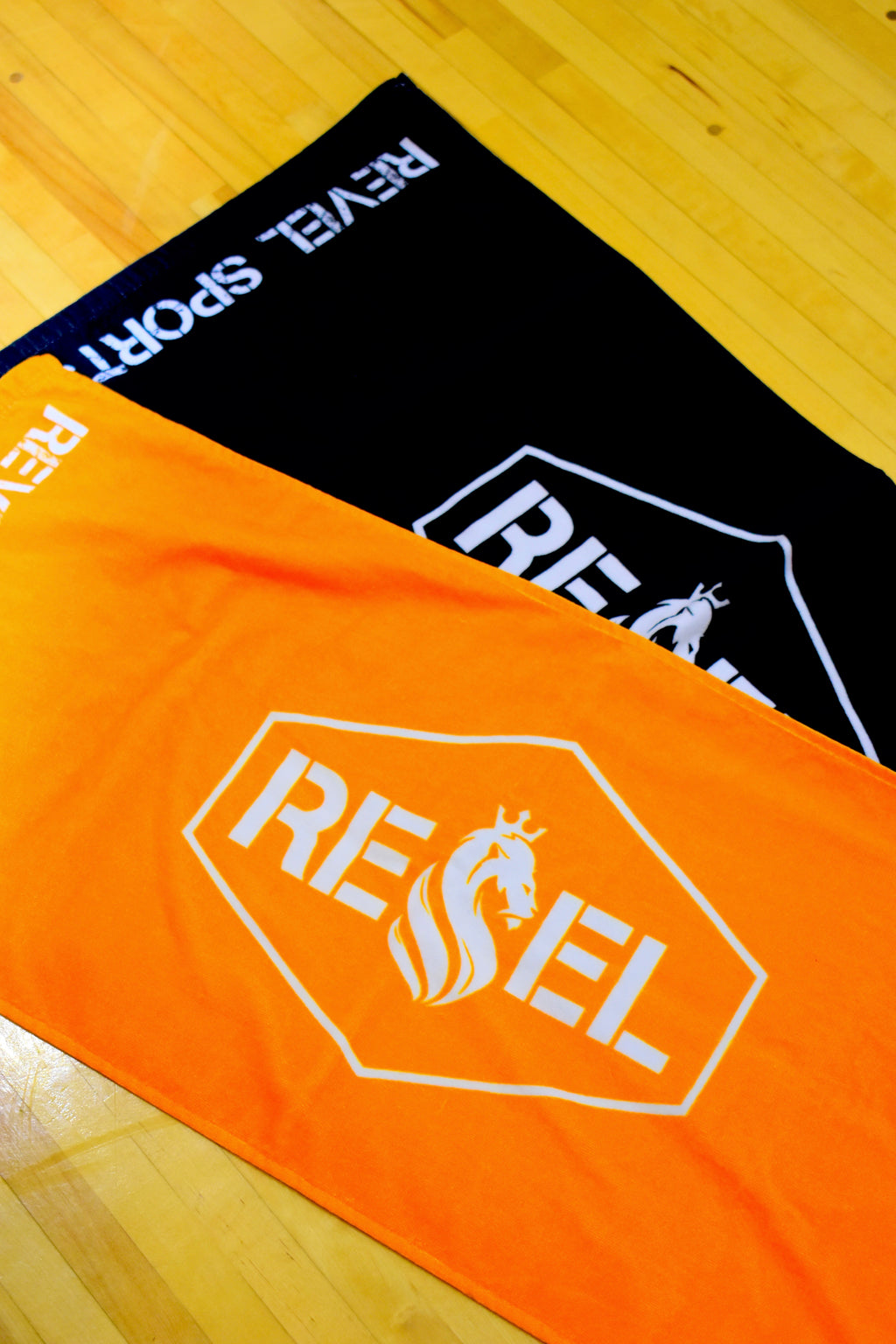 SPORTS TOWEL